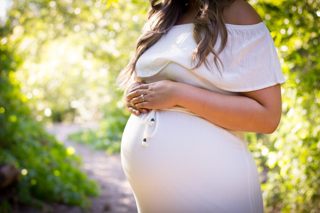 Top Tips for Buying Maternity Clothes Online Revealed 2025! Maternity Clothes Online
