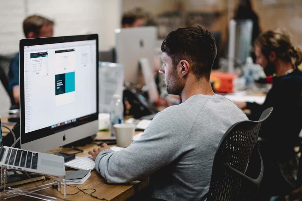 Online Features To Help Brand Your New Business Brand Your New Business