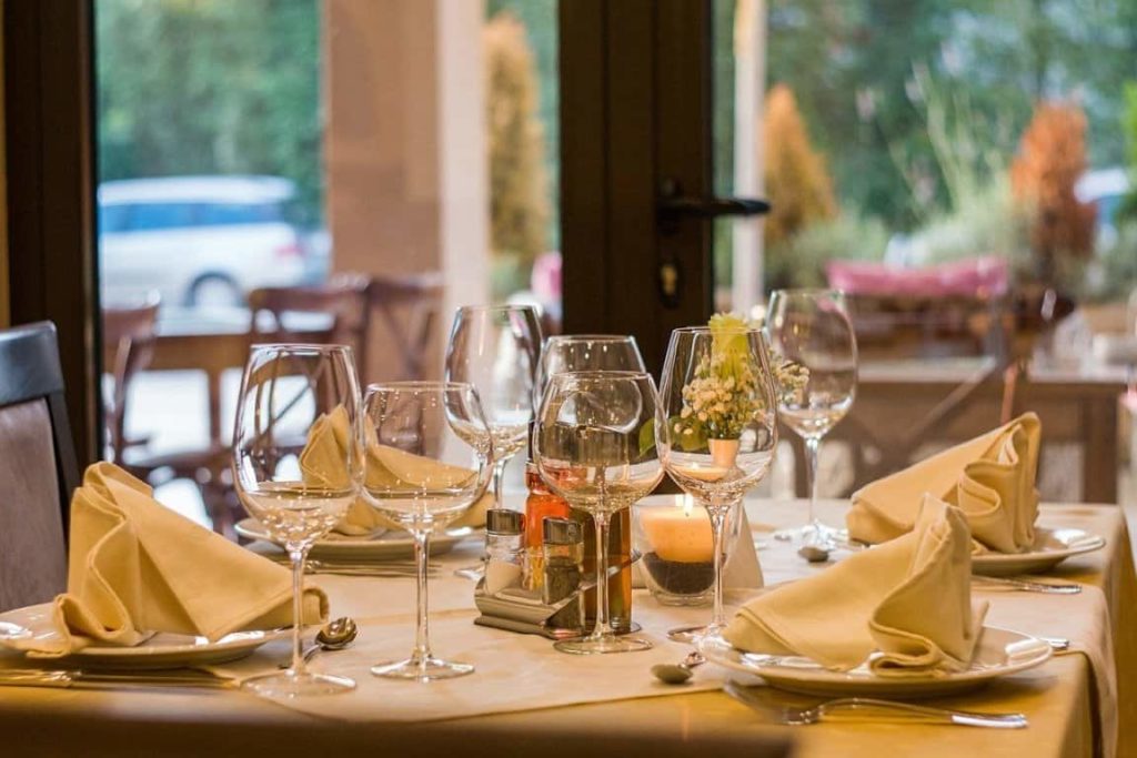 3 Ways Independent Restaurants Can Compete with Chain Restaurants Restaurants