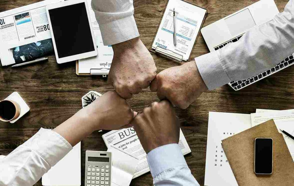 How to Plan Your Corporate Team Retreat? Corporate Team
