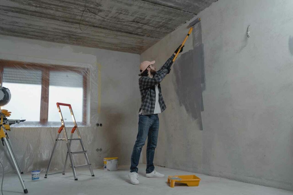 When Is the Best Time to Franchise a Painting Business? Painting Business
