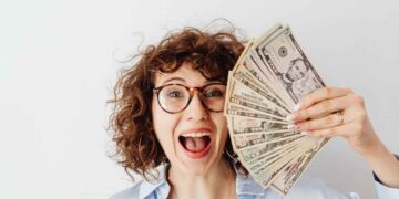 FreePrints Makes Money