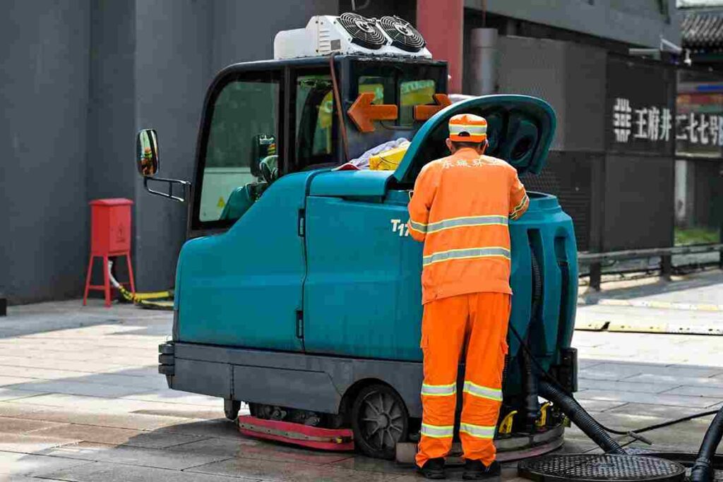 Advantages of Sweeper Machines for Business
