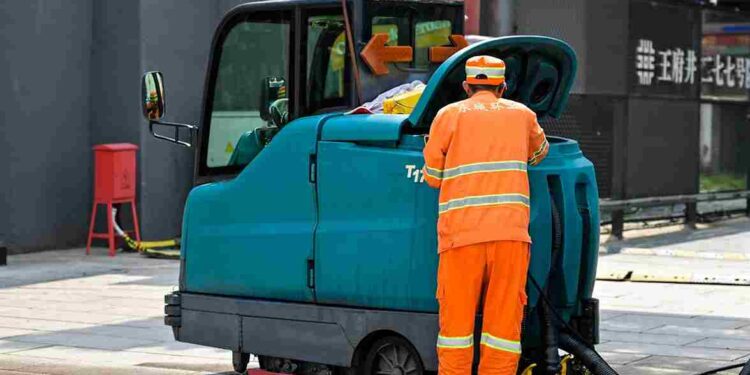 Advantages of Sweeper Machines for Business